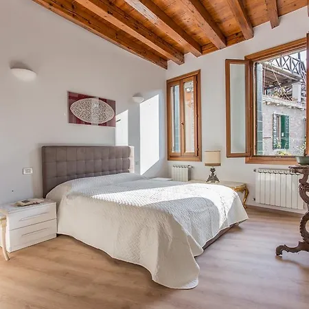 Venice Love Suite