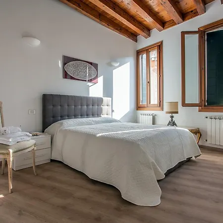 Love Apartment
